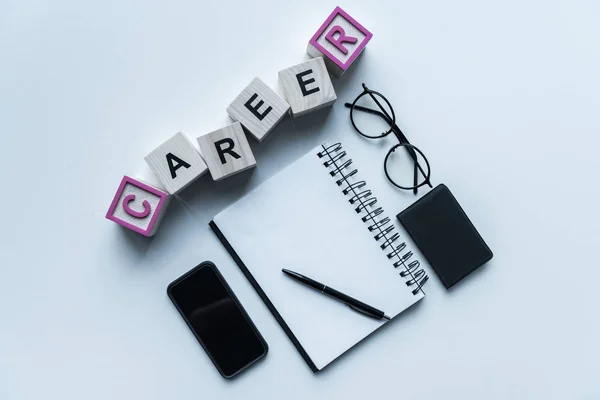 Top View Wooden Cubes Word Career Notebook Pen Table — Stock Photo, Image