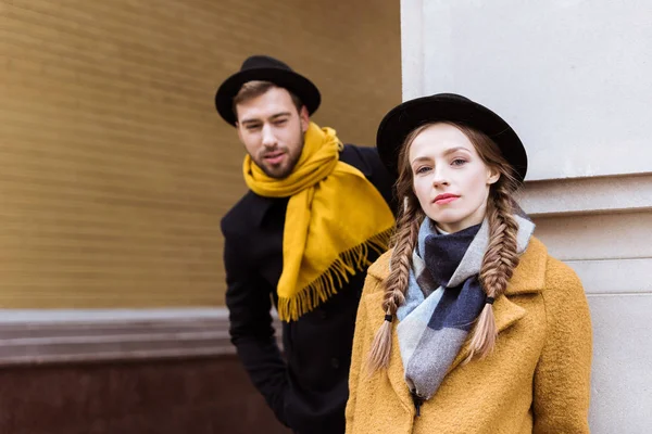 Young Attractive Couple City Street — Stock Photo, Image