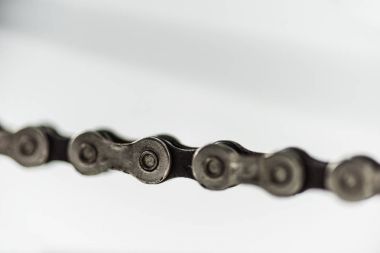Beyaz Bisiklet metal zincirinin yakın çekim