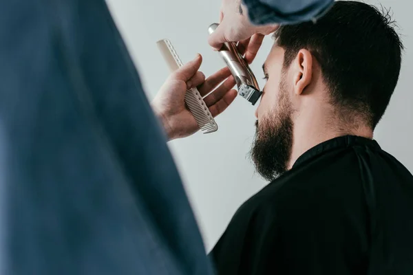 Cropped Image Barber Trimming Customer Beard Barbershop — Stock Photo, Image
