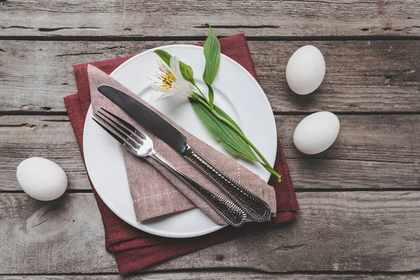 Easter table setting — Stock Photo