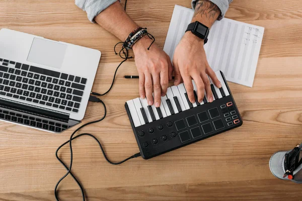 Contrôleur de clavier — Stock Photo