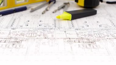 Plan binanın bir bölücüler ve bir mezura ile. Portre