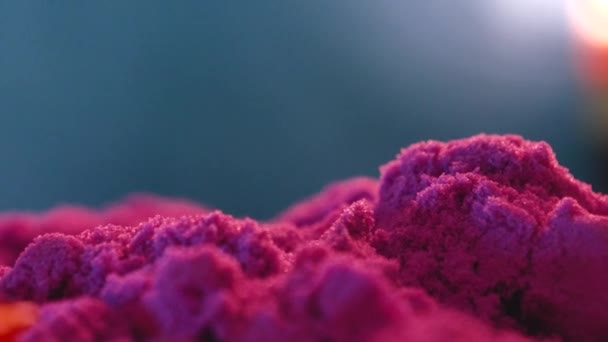 Крупним Планом Кольоровий Пісок Фіолетовий Пісок Науковий Піщаний Пейзаж — стокове відео