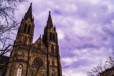 Prag 'daki St. Ludmila Katolik Kilisesi, Çek