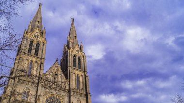 Prag 'daki St. Ludmila Katolik Kilisesi, Çek