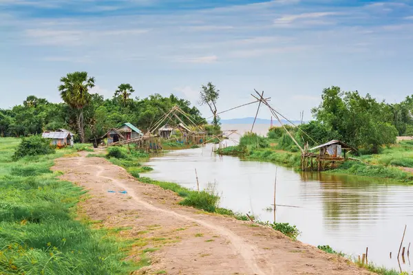 A természet, a Thai paraszt falu a légkörben brig — Stock Fotó