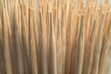 Güzel ahşap bambu kürdanların arka plan dokusunu kapatın. Makro Fotoğraf Görünümü.