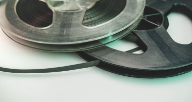 Eski tip makaralı teyp kayıt arkaplanını kapat.