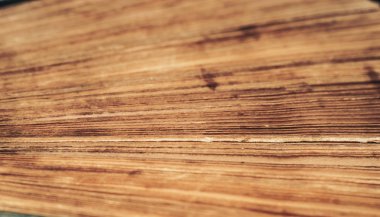 Tasarım için çok güzel antik kitap kalıplarını kapat. Kitap kötü durumda..