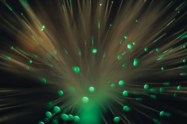 Güzel soyut yeşil bokeh çöküşü..