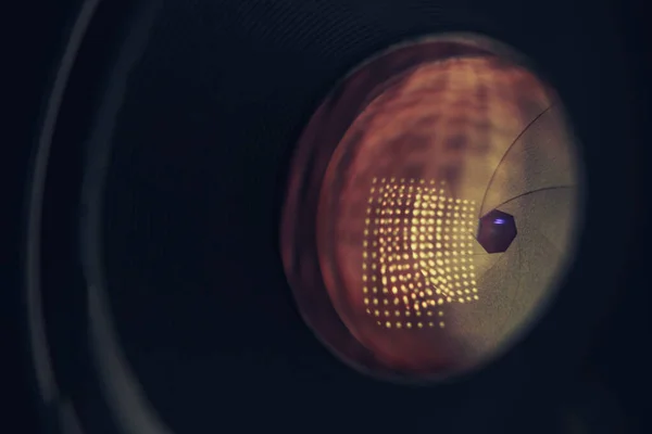 Όμορφη Αφηρημένη Φωτογραφική Μηχανή Φακό Φόντο Πολύχρωμο Γυαλί Αντανάκλαση Μακροσκοπική — Φωτογραφία Αρχείου