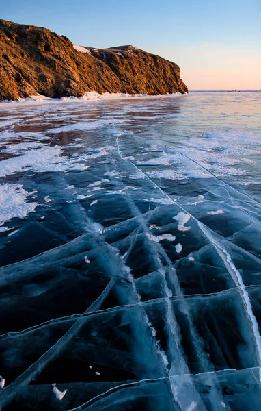 湖 Baikal.Winter 朝. — ストック写真
