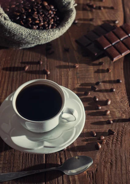 Taza de café de la mañana con chocolate — Foto de Stock