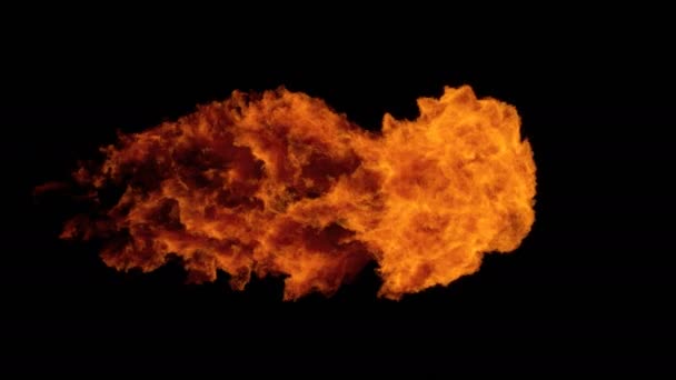 Explosão de bola de fogo de alta velocidade da esquerda para a direita, lança-chamas de fogo em câmera lenta — Vídeo de Stock