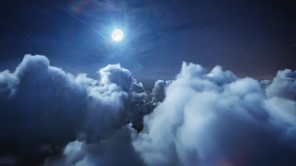 Fliegen Über Die Tiefen Zeitraffer Wolken Der Nacht Mit Mondlicht — Stockvideo