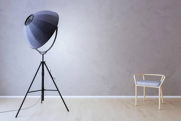 Lampka wewnętrzna z krzesłem w pustym pokoju — Zdjęcie stockowe