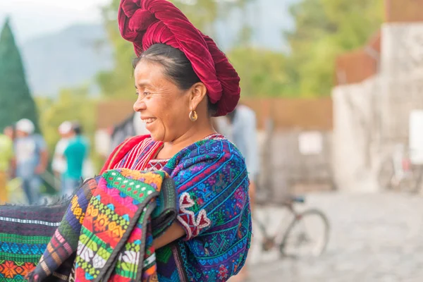 Street vendor in Panajachel, Guatemala. — Stock Photo, Image