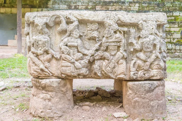 Geschnitzte Steine bei den Mayaruinen in Copan-Ruinen, Honduras — Stockfoto