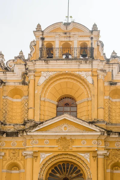 Hospital Hermano Pedro, Antigua Guatemala en Antigua, Guatemala — Foto de Stock