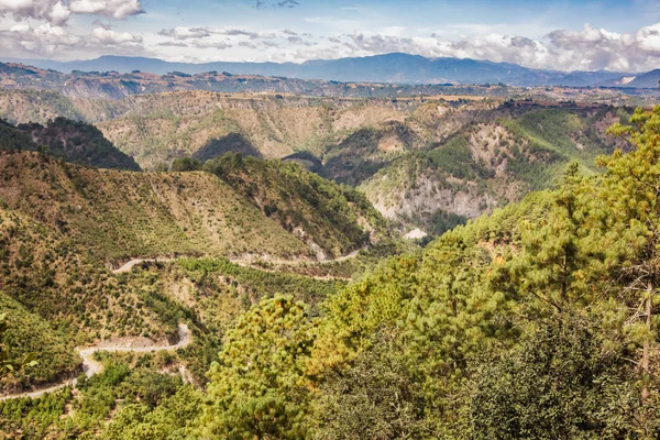 Mountain landscape near Patzun  in Guatemala. — Stock Photo, Image