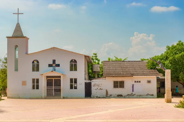 Církev a pomník Benkos Bioho v Palenque, Kolumbie. — Stock fotografie