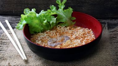 Instant noodle tom yum kung clipart