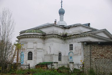 Beyaz tuğla eski Kilisesi