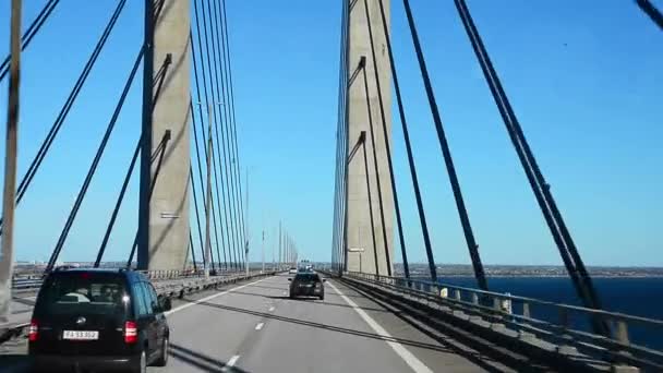 Oresundsbron, İsveç ile Danimarka arasında köprü. — Stok video