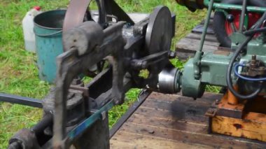 Eski soğuk testere 1920 inşa