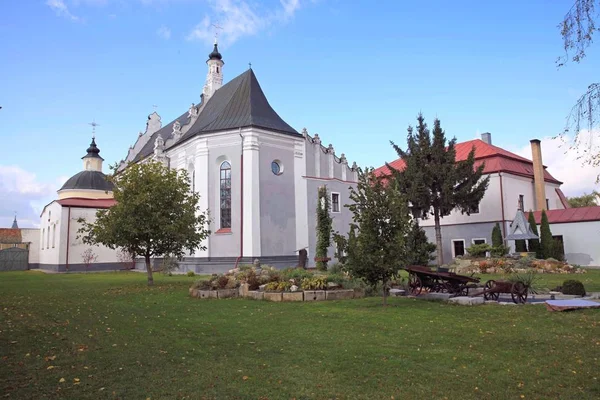 Santuario Nuestra Señora Letichev Iglesia Asunción Santísima Virgen María Monasterio — Foto de Stock