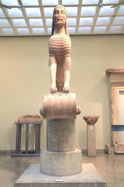 Экспонаты Дельфийского Музея Греции Представляют Собой Уникальные Скульптуры Статуи Предметы — стоковое фото