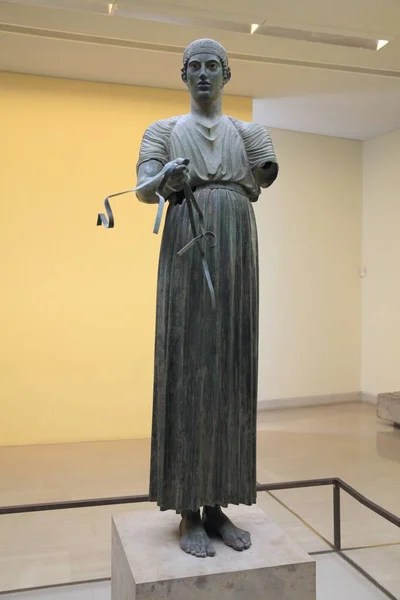 Las Exposiciones Del Museo Delfos Grecia Son Esculturas Estatuas Únicas — Foto de Stock