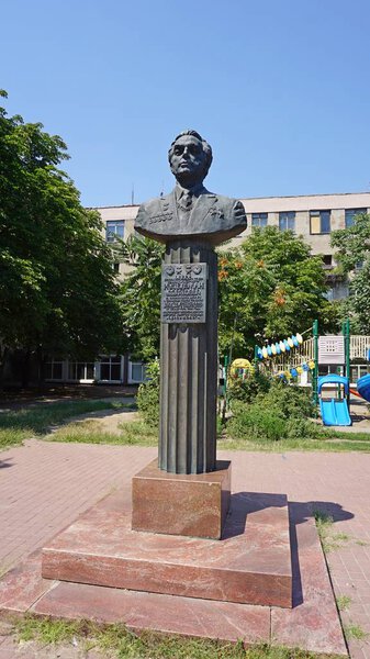 Monument in Odessa to Rafail Nudelman - writer, literary critic and publicist, editor, translator. One of the first translators of Stanislav Lems novels into Russian. Since 1975 he lived and worked in Jerusalem.