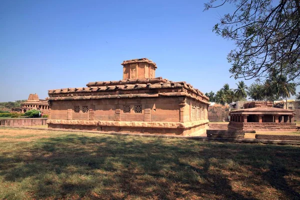 Chráněné Památky Hinduistické Chrámy Archeologické Muzeum Aihole Karnataka Indie — Stock fotografie