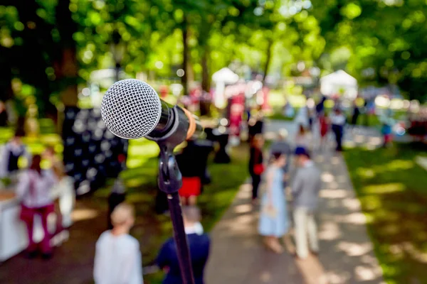 Microphone for concert outdoor event