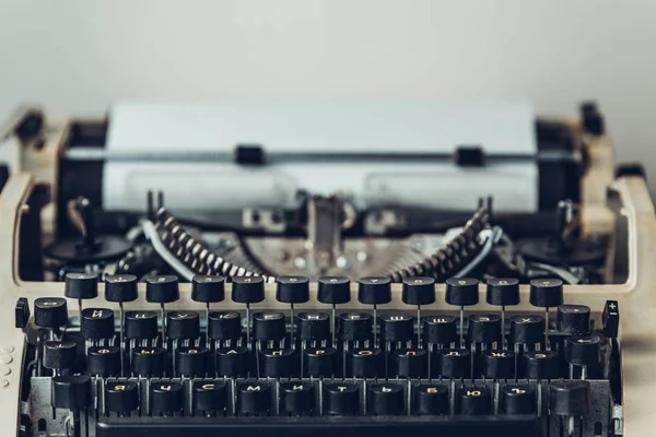 Máquina Escribir Con Hoja Papel Primer Plano Concepto Libro Escritor — Foto de Stock