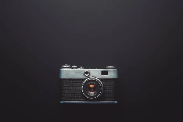 Yaratıcılık Retro Teknoloji Kavramı Film Kameraları Siyah Arka Plan Üstten — Stok fotoğraf