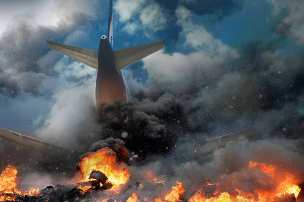 Flygplanskrasch, plan i brand och rök. Rädsla för flygresor — Stockfoto