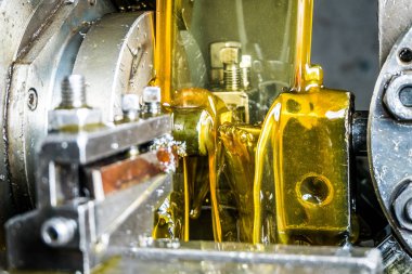 bir Torna vida dişi kesme için görüntü