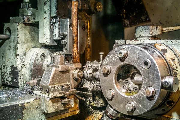 Starý stroj v továrně — Stock fotografie