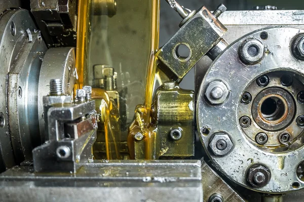 iş Torna ve motor yağı