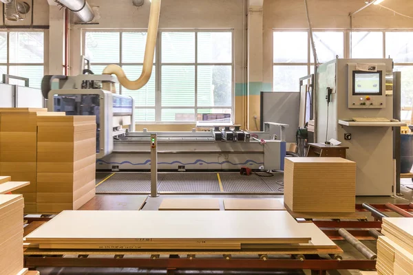 mobilya fabrika üretim hattı