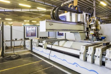 robot otomatik makine mobilya Fabrikası'nda