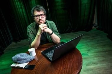 Yaratıcı kişi, yazar, çevirmen