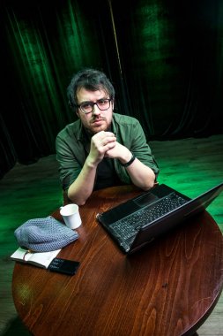 Yaratıcı kişi, yazar, çevirmen