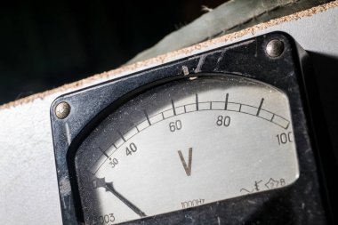 Bar basınç sensörü üstünde belgili tanımlık makine