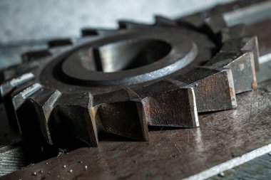 metal işleme. Diş Dişli çark işlemini bitirmek kesici aracı Fabrikası'nda tarafından işleme