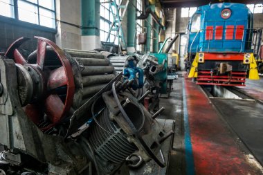 Demonte lokomotif motoru detayları
