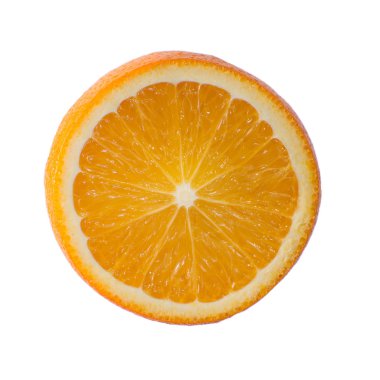 Olgun portakal dilimi beyaz arkaplanda izole